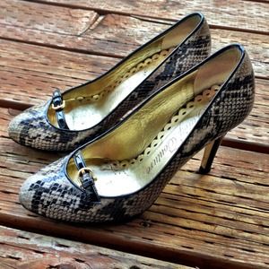 JUICY COUTURE snakeskin heels/pumps