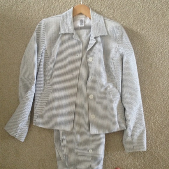Seersucker pant suit