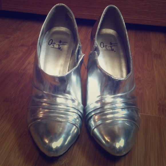 **REDUCED!! Silver booties