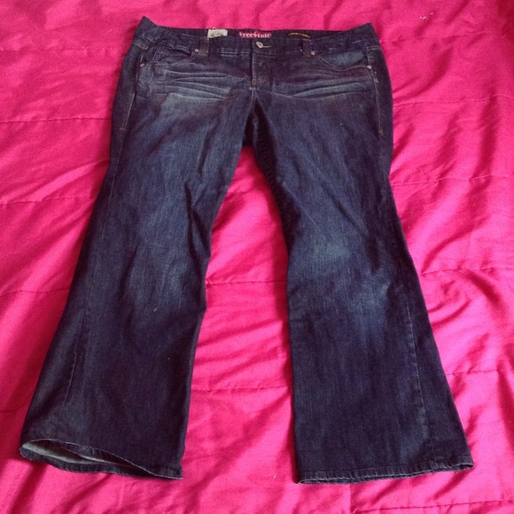 ***REDUCED***Dark denim jeans *plus*