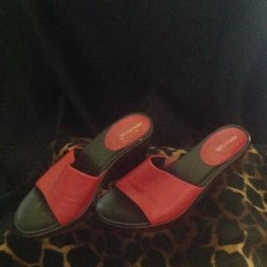 Wedge slide