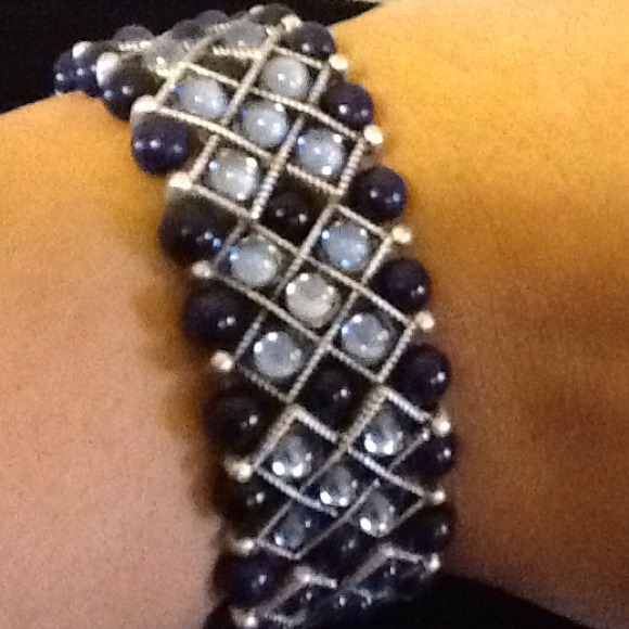 Blue beaded bracelet
