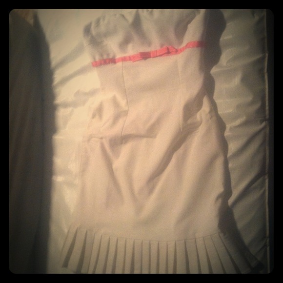 Short banquet dress