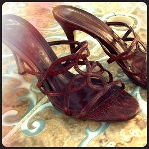 ⬇ Red Strappy Heels