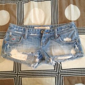 Hollister Shorts and tank top bundle