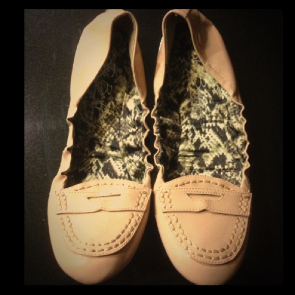 Sand ballet flats