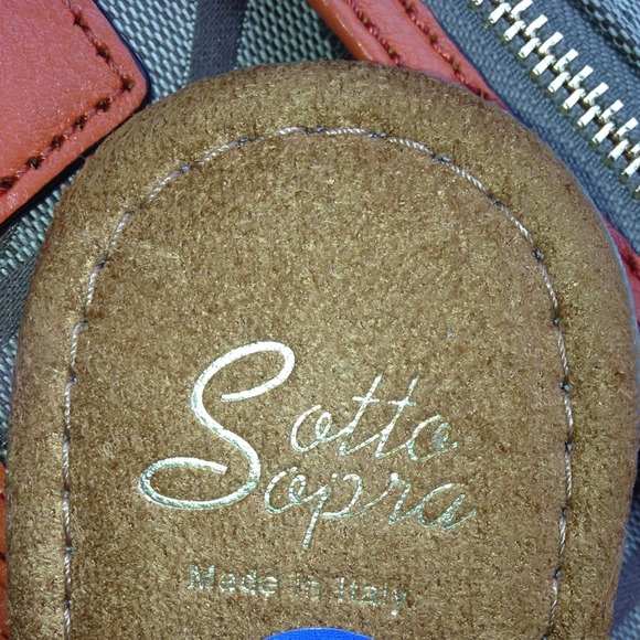 Sandals - Picture 2 of 2