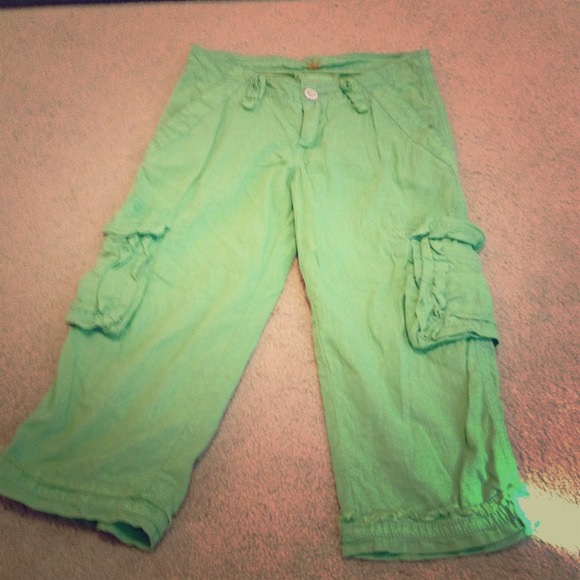 Crop pants