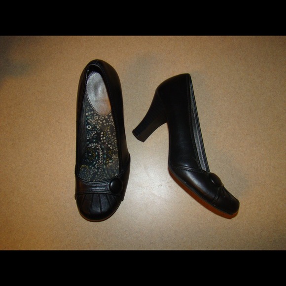 Black heels