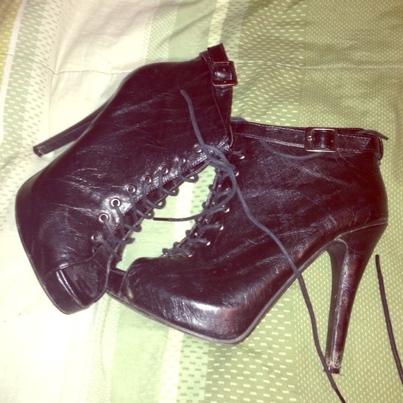 Black lace up heels