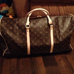 Louis Vuitton duffle pp price $75 with posh ship