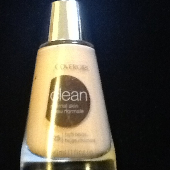 Covergirl Clean for normal skin