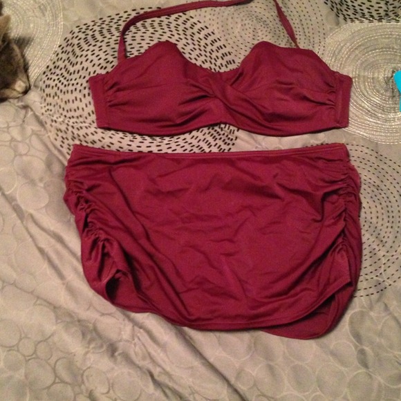 🌟PRICE REDUCED AGAIN🌟Victoria's Secret bikini - Picture 2 of 2