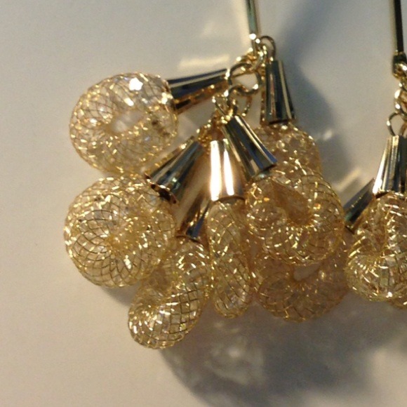 CZ crystal earring with gold wired - Picture 3 of 3