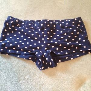 3 pair of A&F sleep shorts & 1 pair of A&F yoga