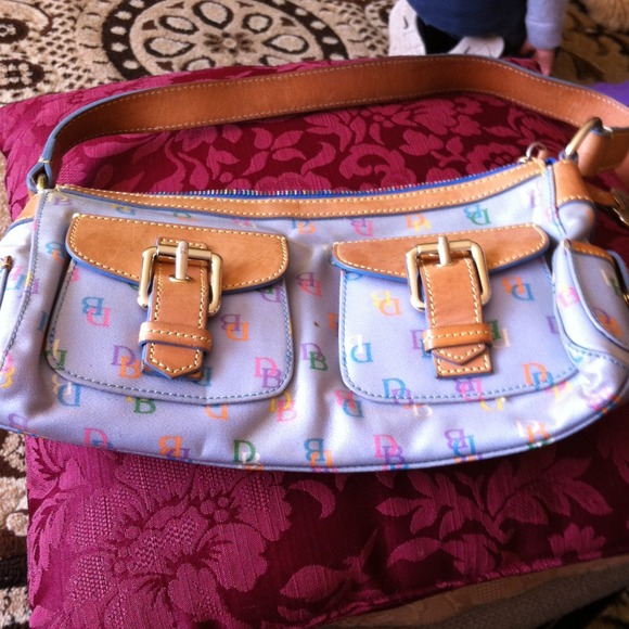 Dooney & Bourke