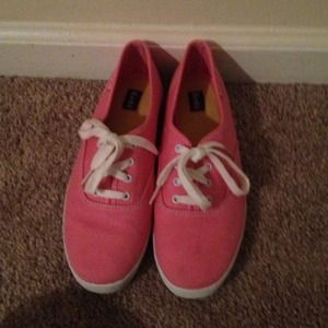 Pink keds