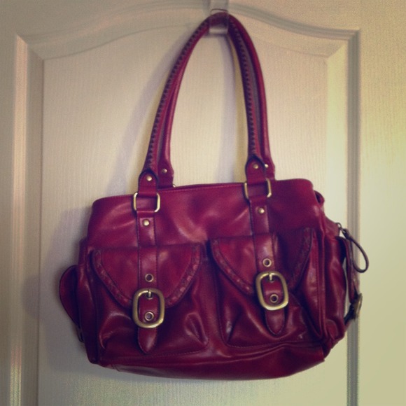 Red Nine West purse