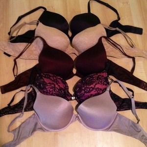5 Victoria's Secret bras size 36 D