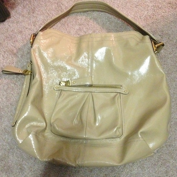 B Makowsky large tan purse