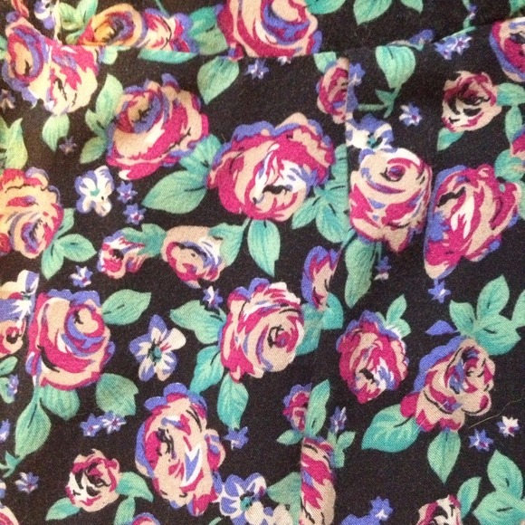 Floral Romper - Picture 2 of 3