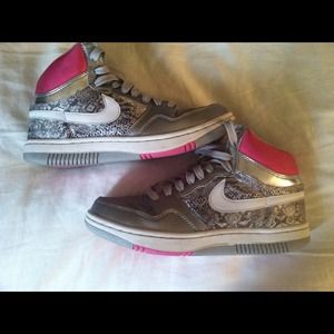 Nike high tops SOLD!