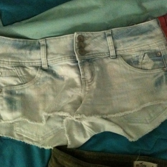 SOLD!!!!!!!!!!!Hip hugging shorts