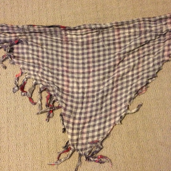 Reversible Patterned Scarf - Picture 3 of 4