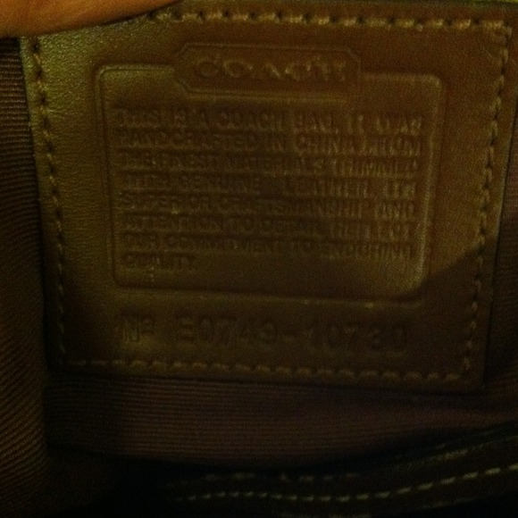 SOLD IN BUNDLE Small Authentic Coach Purse! - Picture 2 of 4