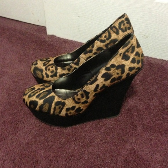 BRAND NEW Cheetah Print Wedges!