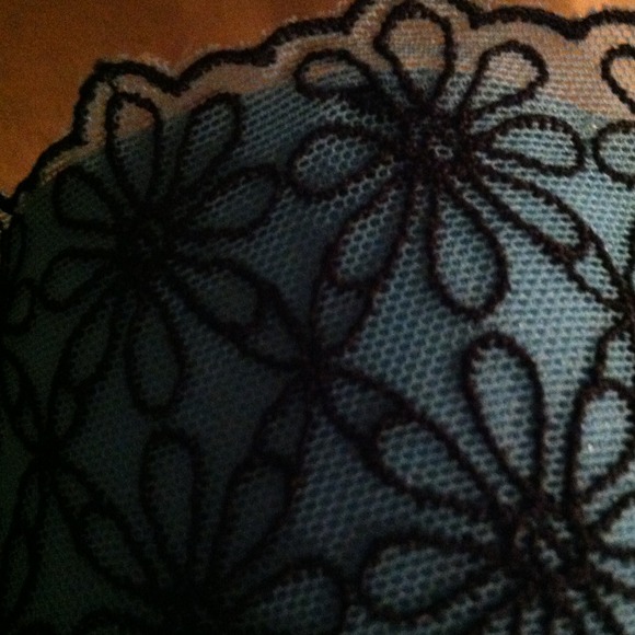 Turquoise Bra - Picture 3 of 3