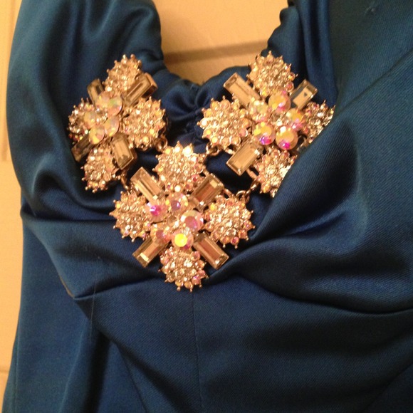 Prom Dress - Picture 2 of 4