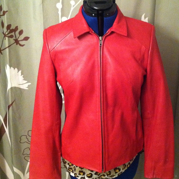 🔥🔥Hot Red Designer Jacket~🔥🔥 - Picture 2 of 3