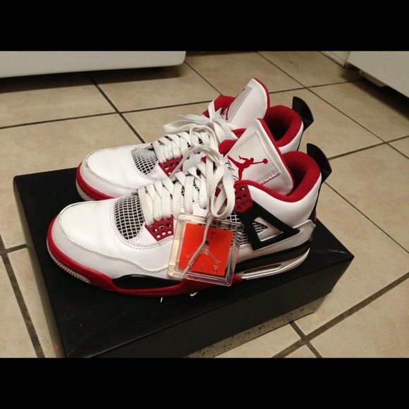 Air Jordan Retro 4 "2012 Release" FIRE