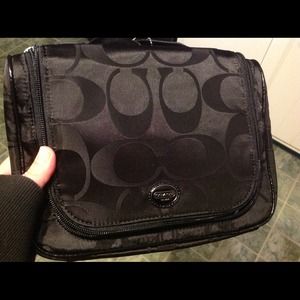 🌺Sold🌺Authentic, NWT, Black Coach Makeup Bag