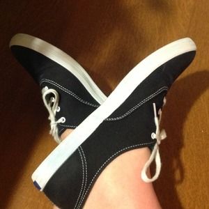 Black and White KEDS