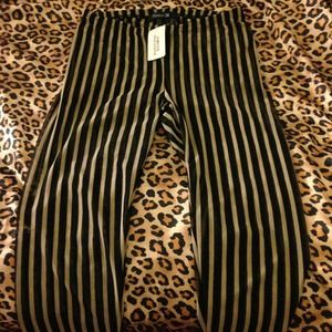 Flirty Girl Forever 21 Leggings