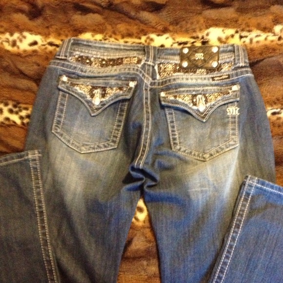 ❌RESERVED FOR @tammyk289❌Miss Me jeans