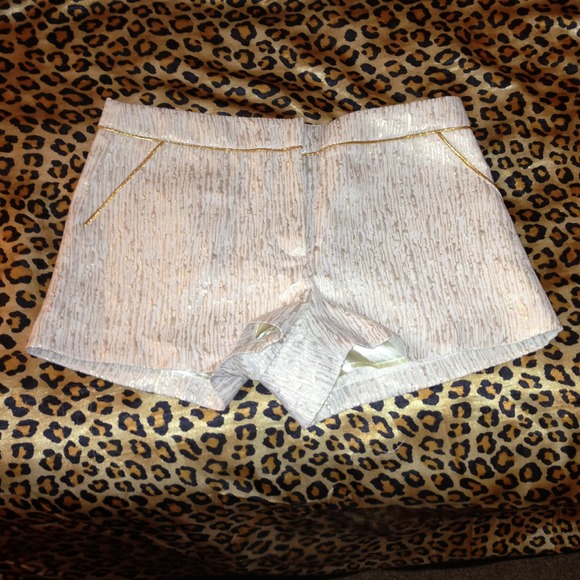 Forever 21 AMAZING shorts.