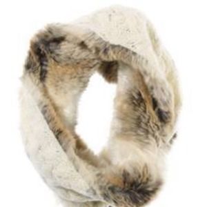 NWT Aerie by American Eagle Outfitters Fur Snood