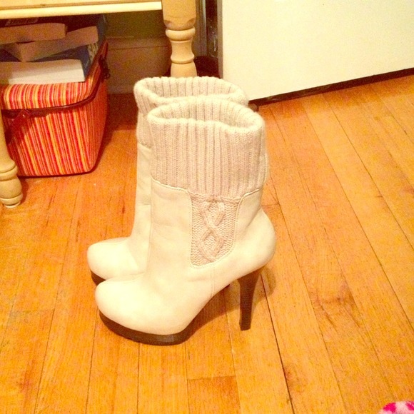 Jennifer Lopez heels