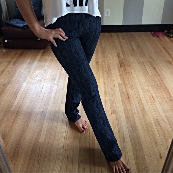 Sold - David Kahn Tribal Print Skinnies - Picture 2 of 4