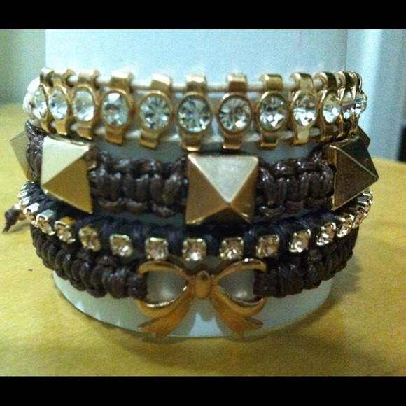 4 different bracelets, also can be sell separately