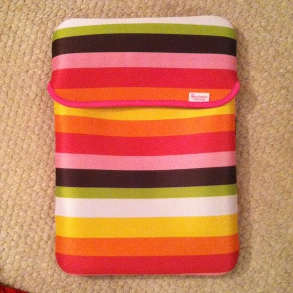 Macbeth Reversible Laptop Case! - Picture 3 of 4