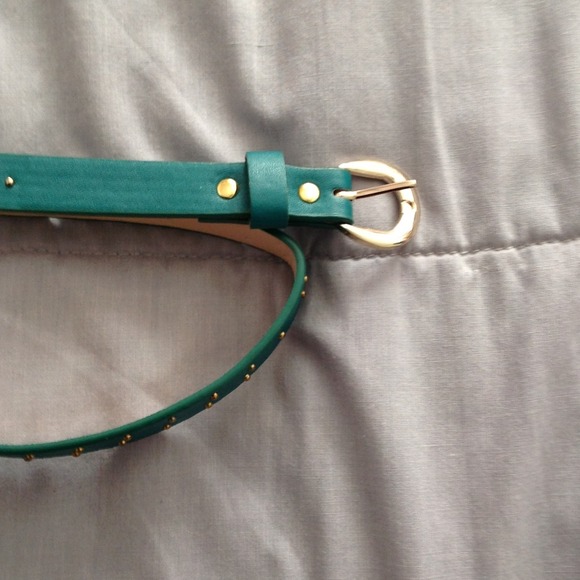 HOLD Dark teal studded belt