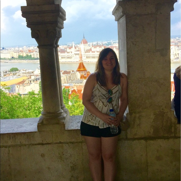 Meet your seller! - Picture 4 of 4