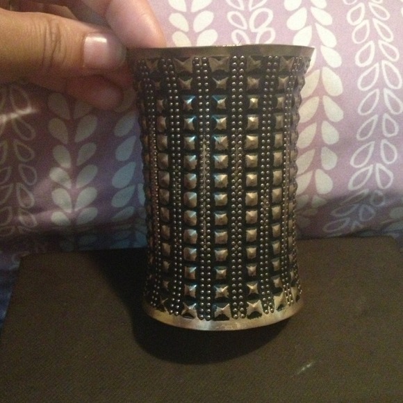 Cuff bracelet🚫traded🚫