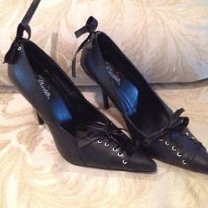 Sexy black tie 5 inch heal! Never worn! Size 7
