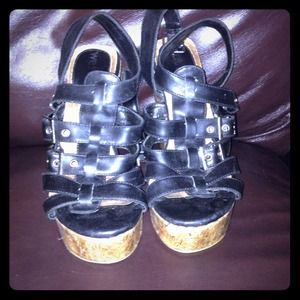 Size6 man made leather sandal