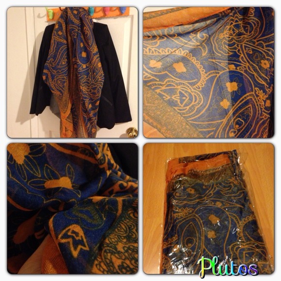 Scarf - Picture 3 of 4